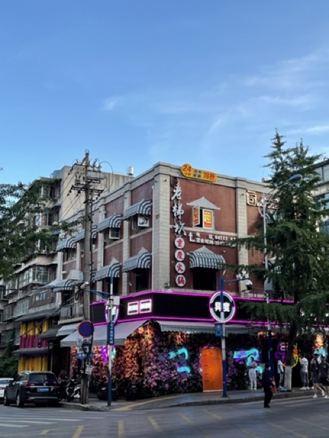 昆明一座让人流连忘返的城市,被低估的旅游城市昆明