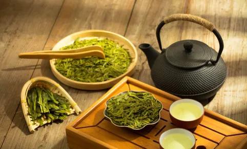 夏季喝哪种养生养颜茶最合适,夏天想瘦得更快这几款茶推荐给你