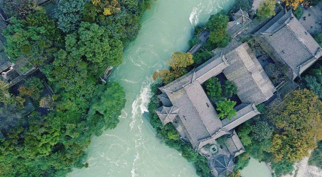 强烈推荐都江堰旅游两日游,成都都江堰一日游景点推荐