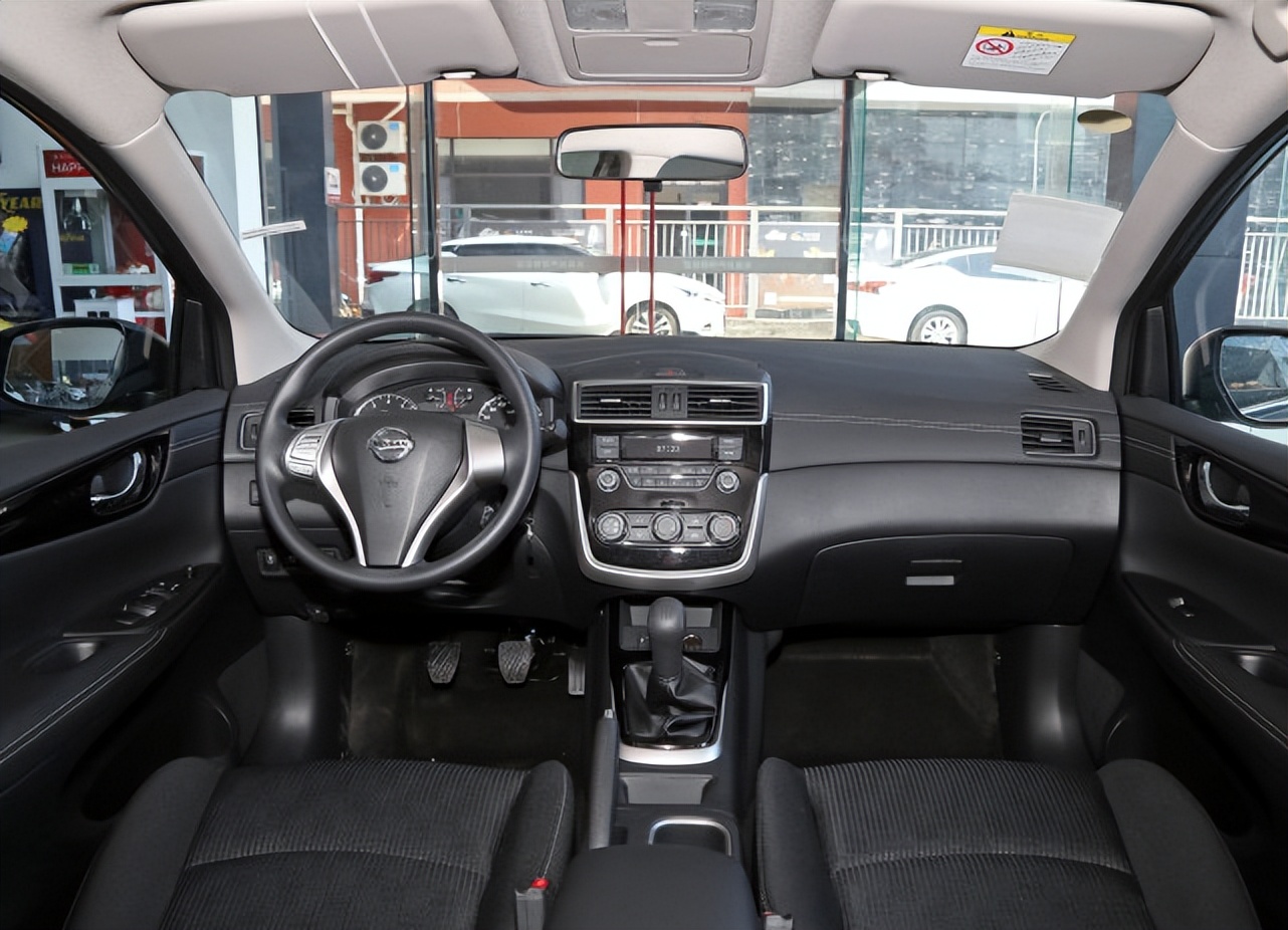 我是四川车主，11.90万拿下骐达TIIDA，直言有话要说