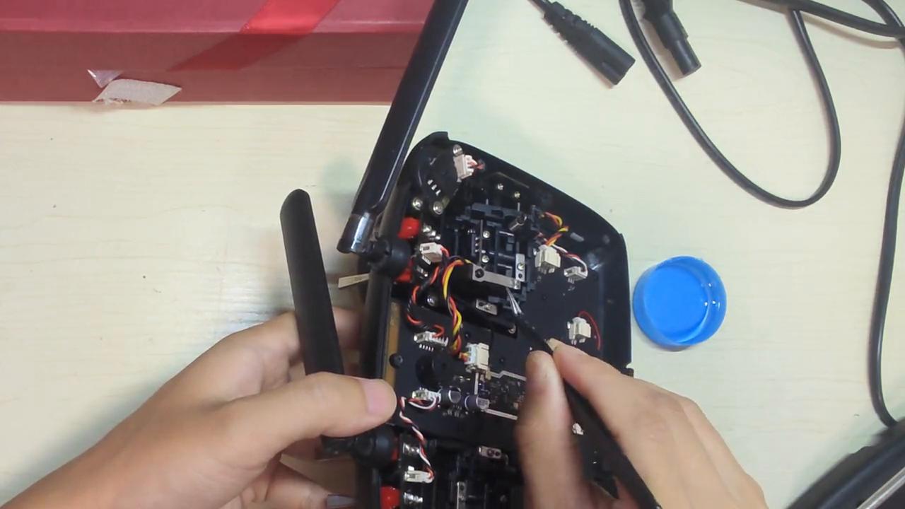 遥控器阻尼油脂,航模遥控器摇杆阻尼