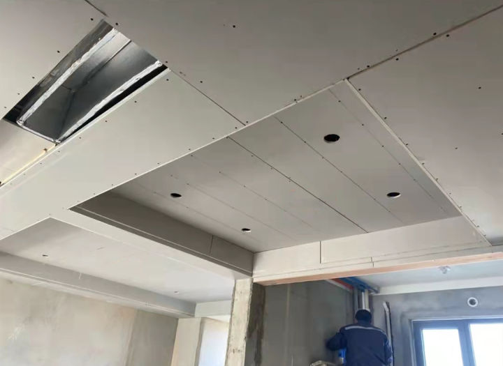 轻钢龙骨石膏板面需要刷乳胶漆吗,装修石膏板和pvc哪个便宜