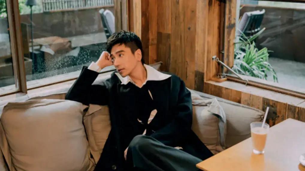 赵又廷回应夺妻之仇不共戴天,赵又廷解释和高圆圆绯闻