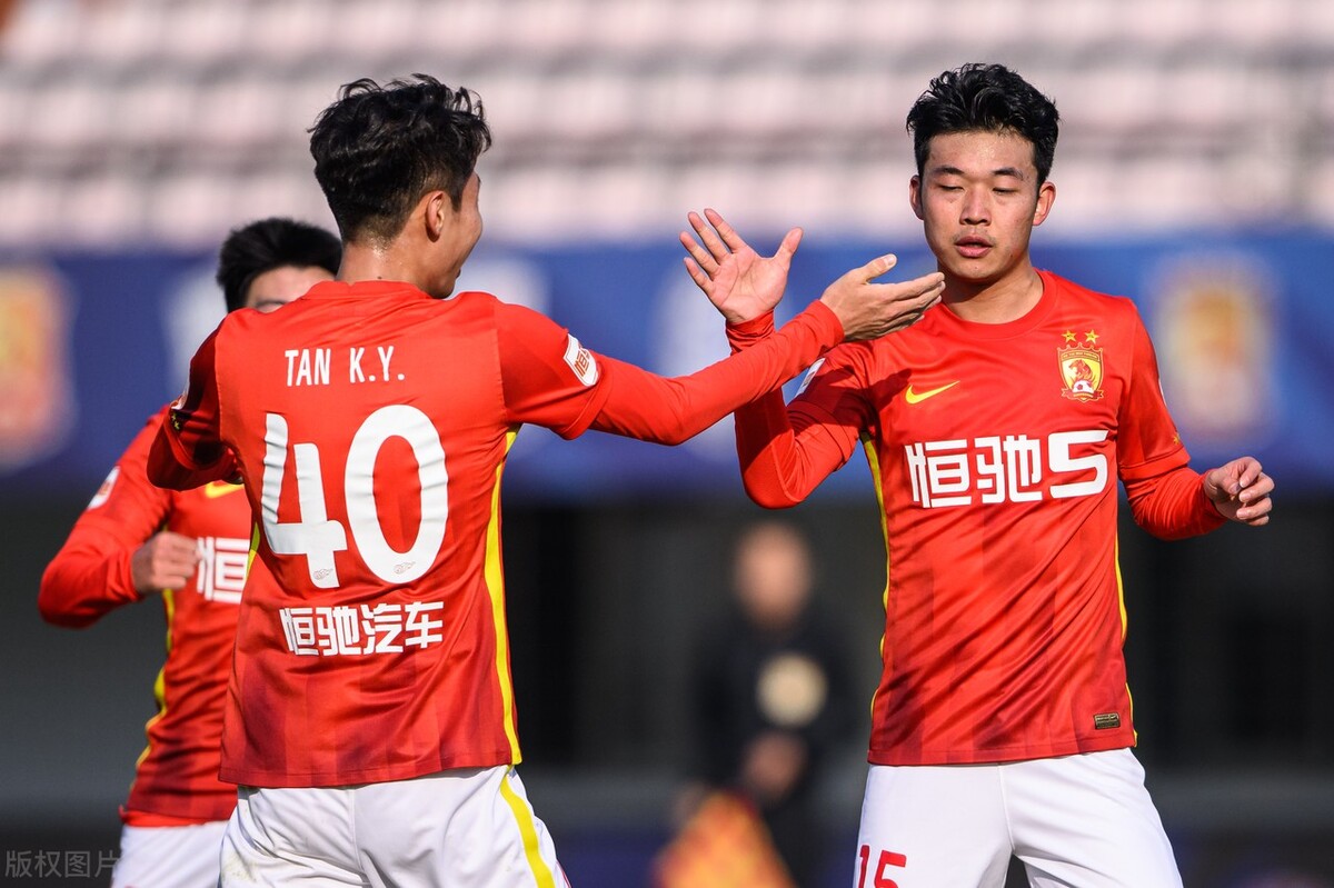 山东泰山足球队离队球员最新消息,泰山队多名球员离队