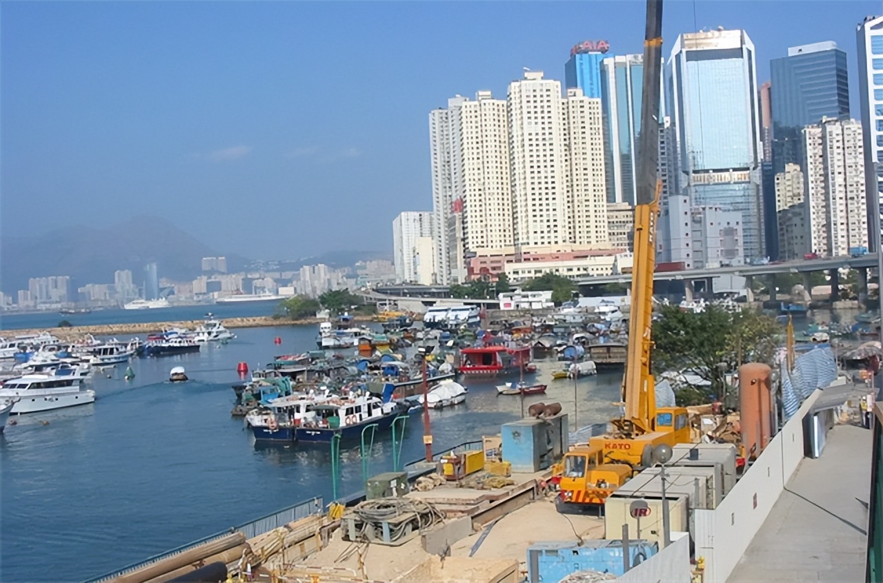 300万在香港能买到多少平方的房子,300万在香港能买到多大的房子