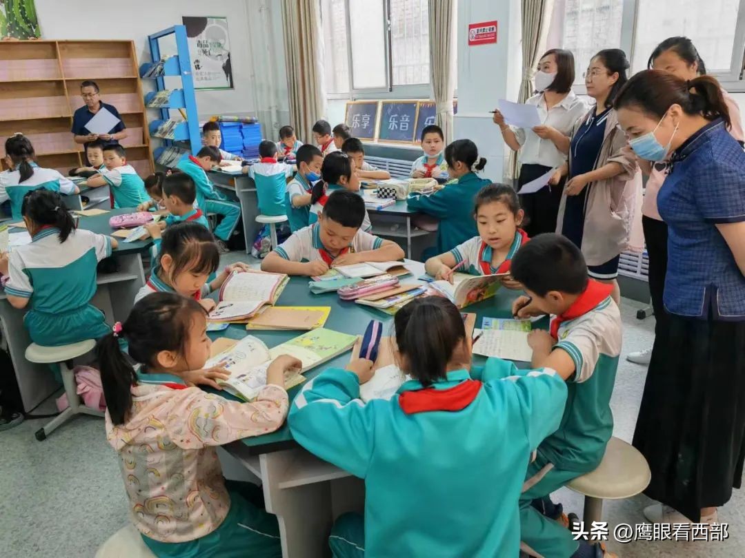 崆峒区红旗街小学2017届,红旗小学社团演出