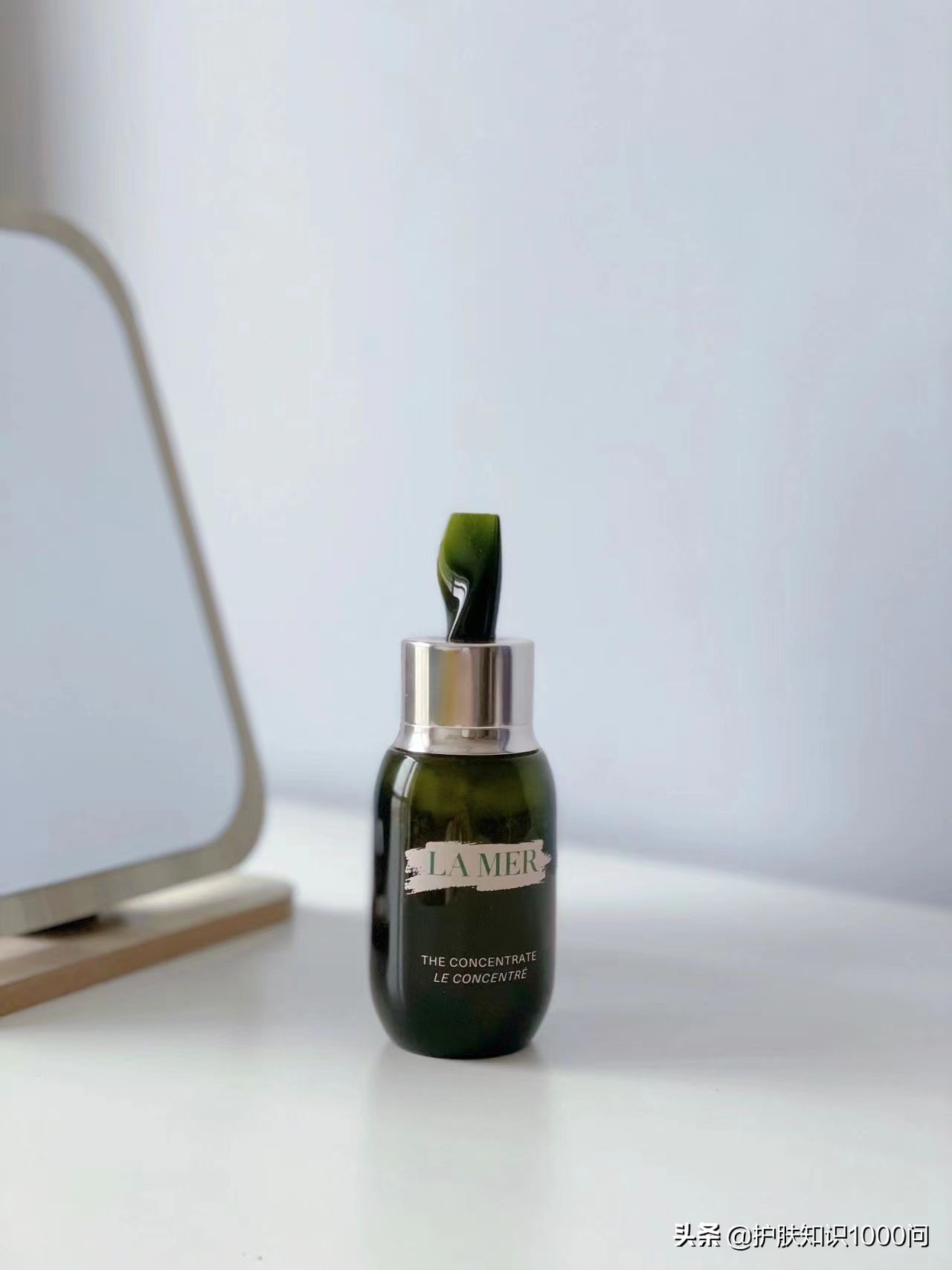 年轻女性用什么精华好,紧致亮肤的精华液适合18岁使用吗