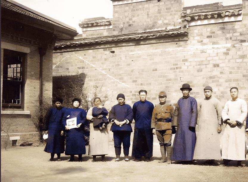 渚靛崕鏃ュ啗鍏借,鏃ュ啗渚靛崕鍏借