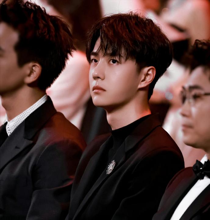 微博之夜照妖镜小动作,微博之夜成女星照妖镜