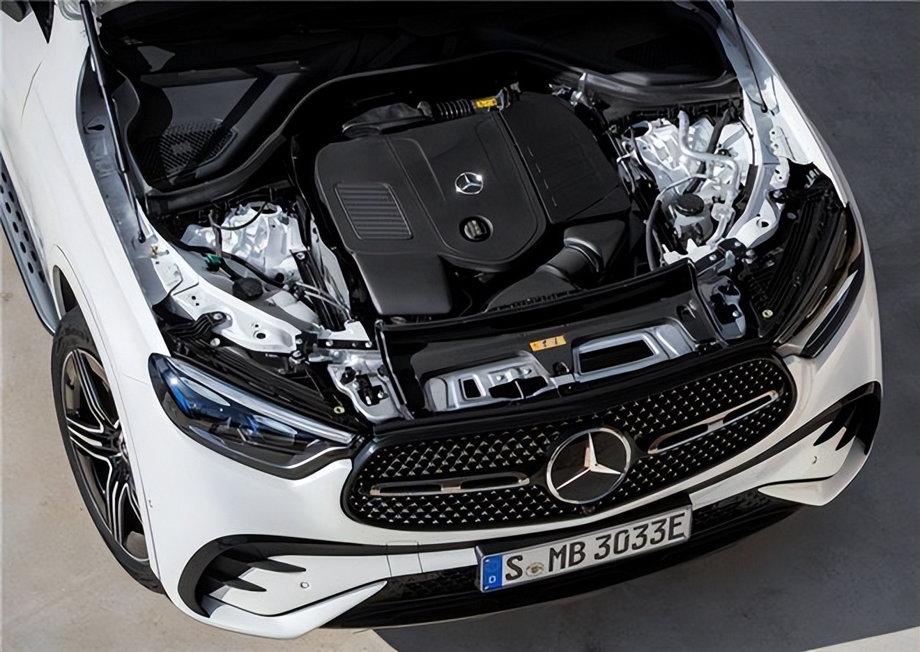 全新奔驰GLC长轴版发布,轴距再加长全新奔驰glc图片曝光