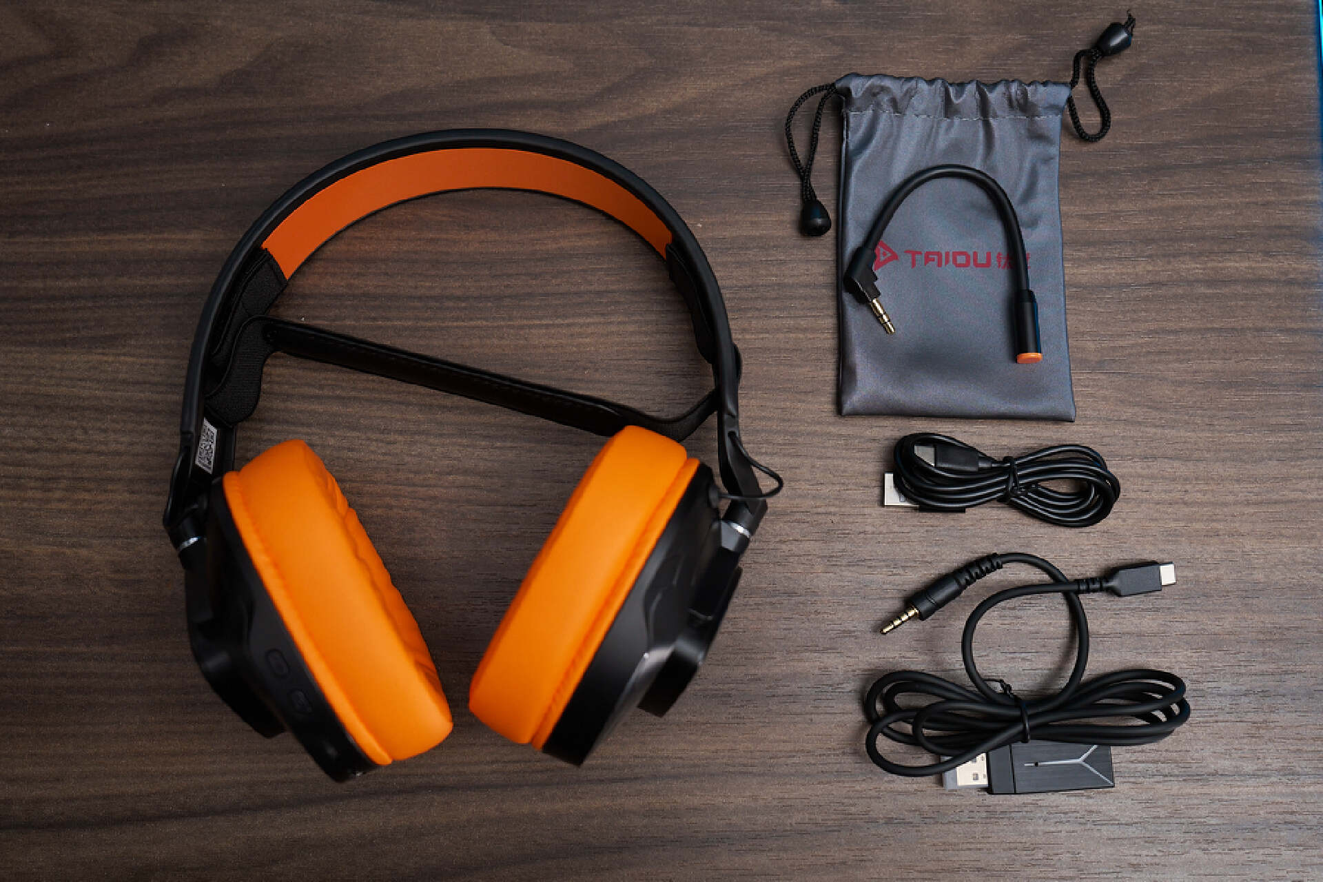 价格亲民的耳机,价格低性价比高又降噪的耳机