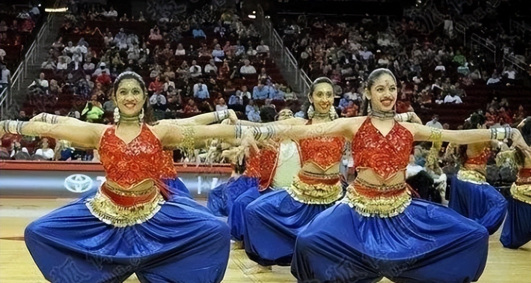 世界杯最牛的啦啦队,最多人的世界杯啦啦队