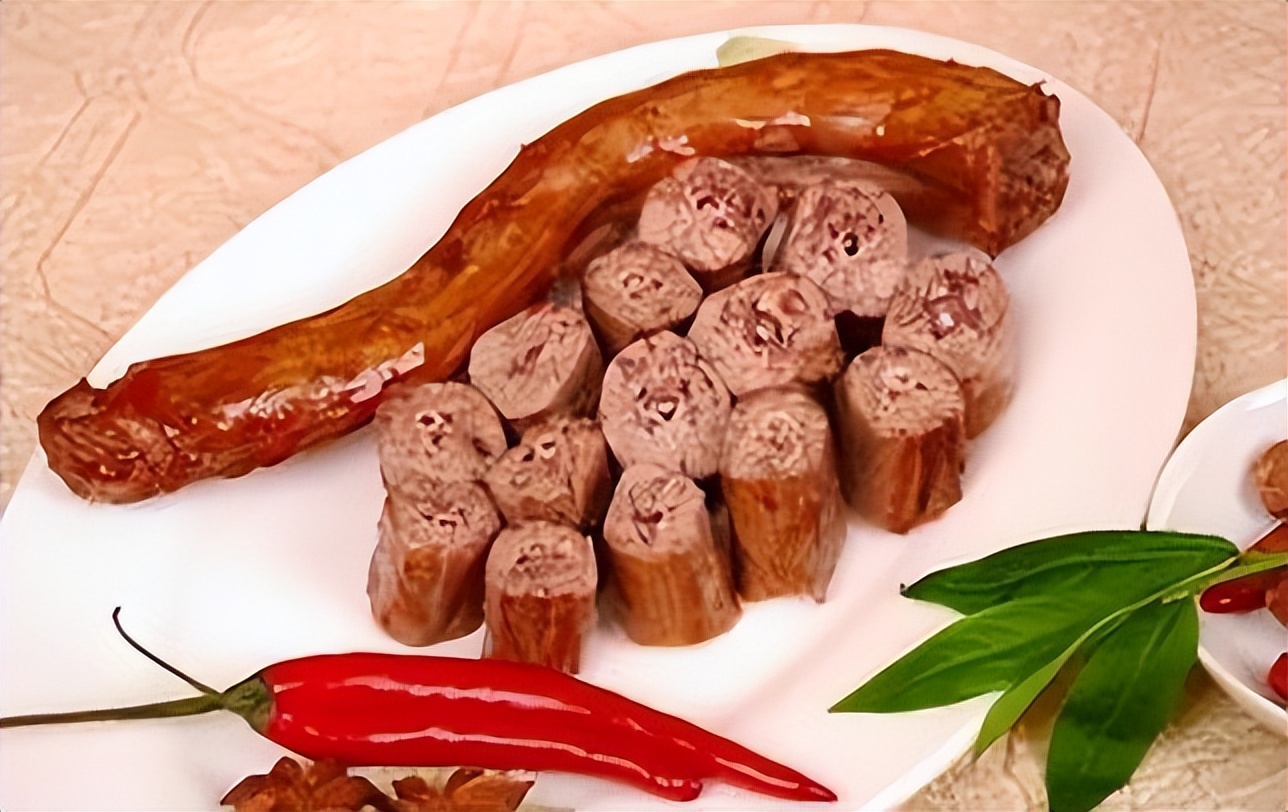 曾把门店开遍全国,却在一年间蒸发300亿,绝味鸭脖是如何做到的