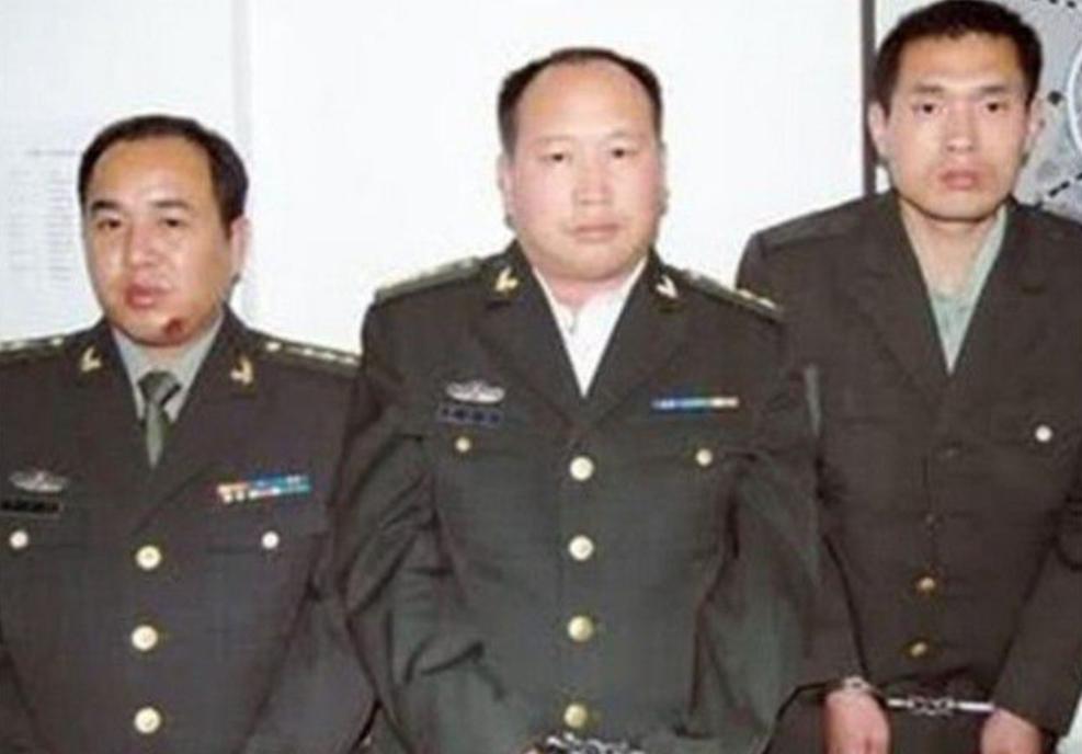 冒充军人私建部队,假军人惊天大案