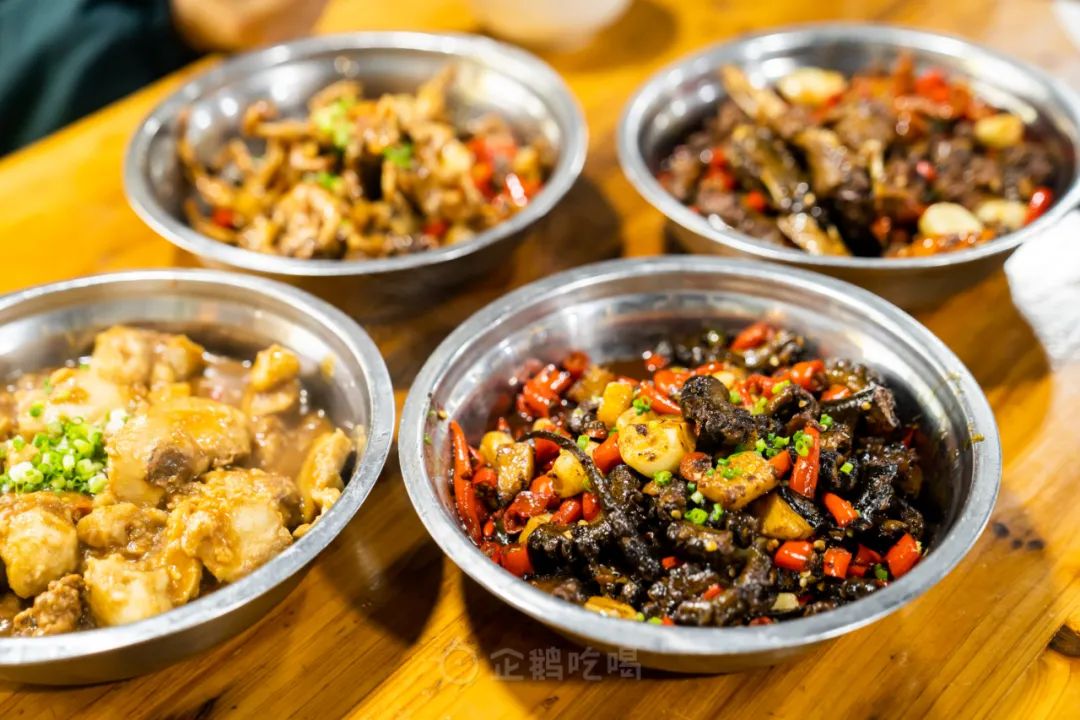 辣到落泪也舍不得停嘴的宝藏城市，不是长沙成都重庆