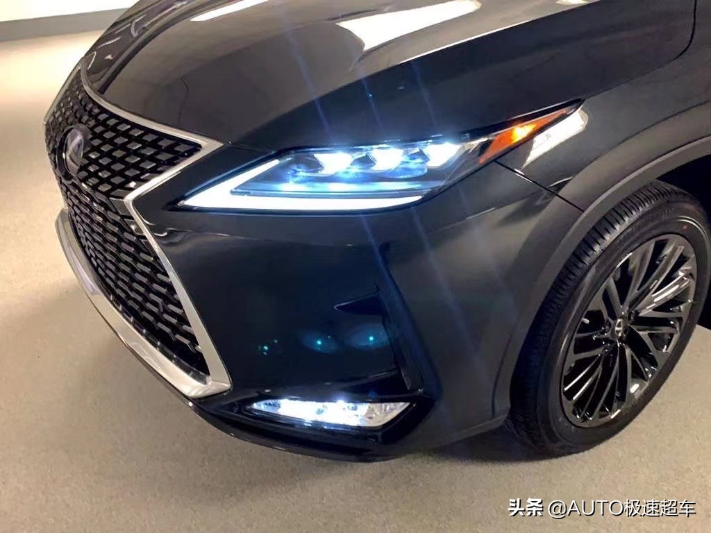 2023款雷克萨斯RX450实拍，运动元素丰富，加速6.8秒，真帅气