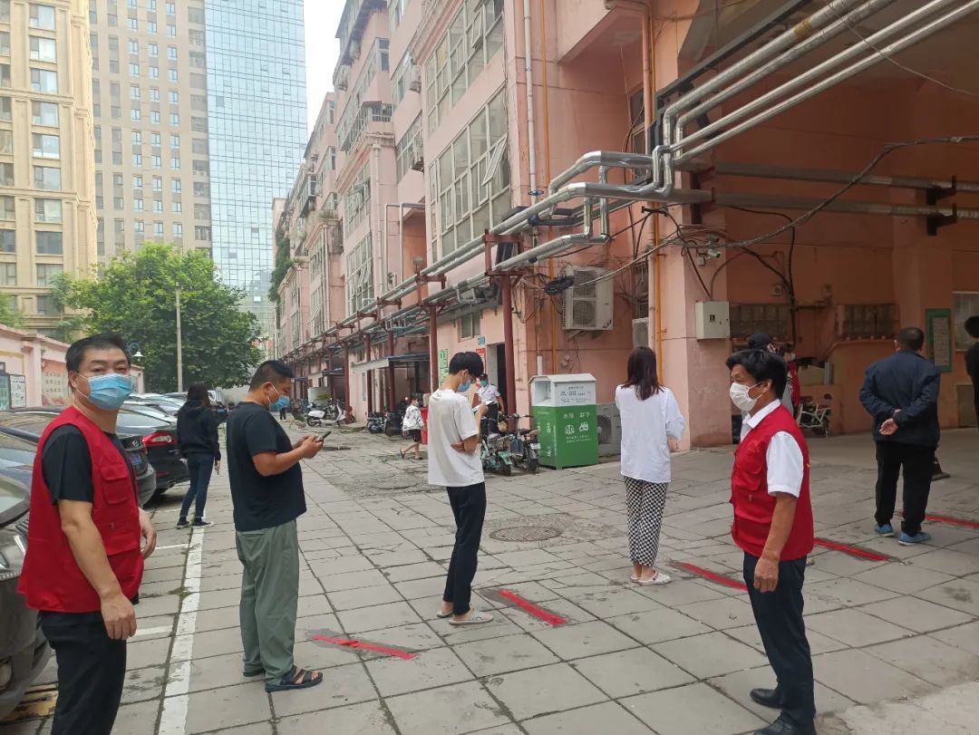 “哪里需要我们，我们就去哪儿”全市56000余名志愿者活跃在志愿服务一线