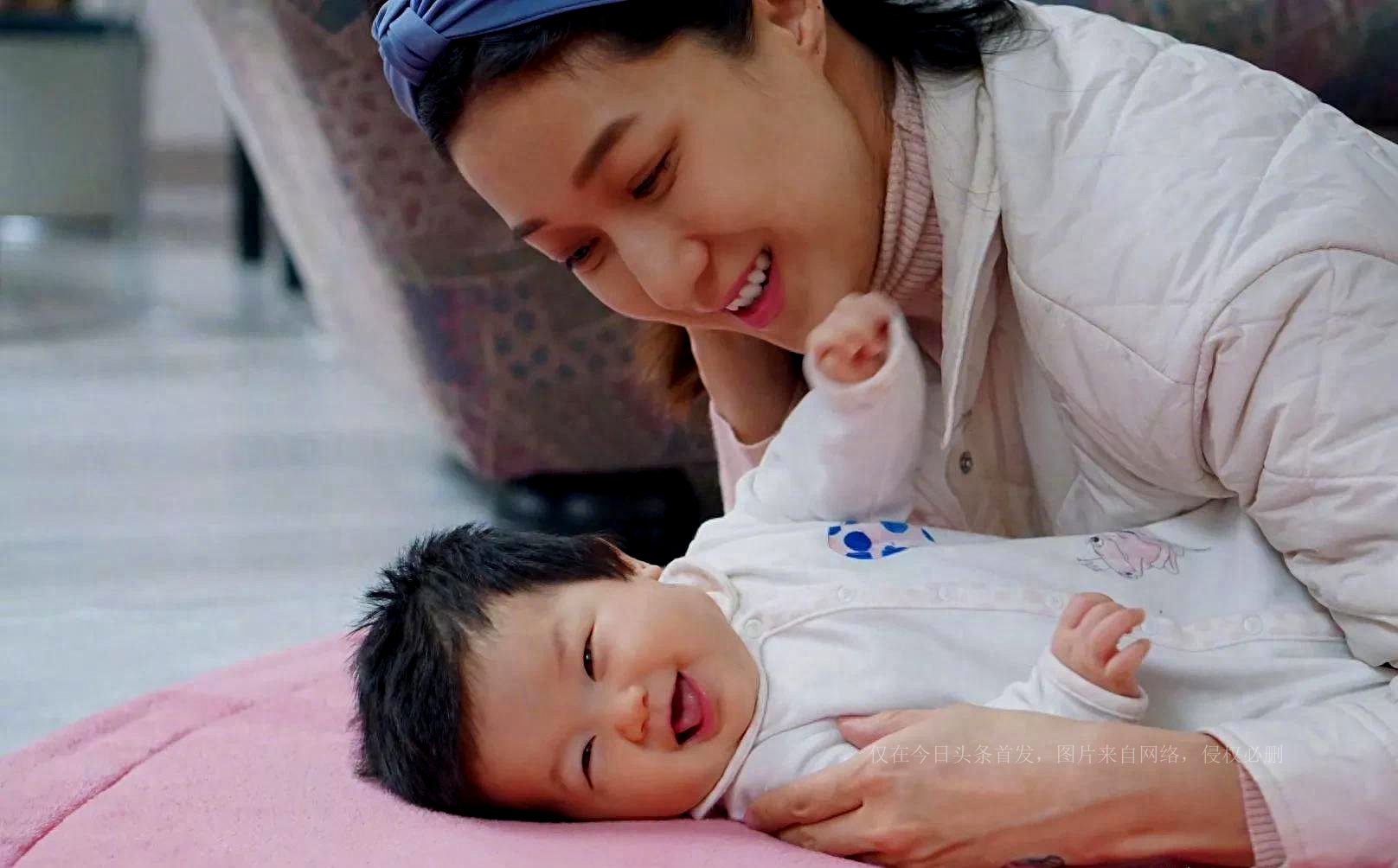 钟嘉欣分享分娩过程,钟嘉欣自然分娩