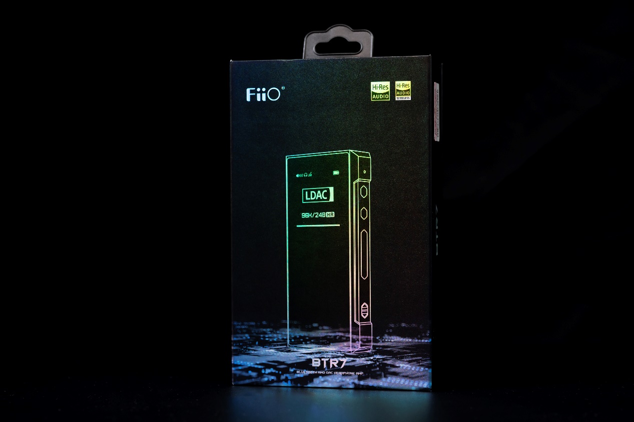 飞傲btr7接有线耳塞效果如何,飞傲btr7蓝牙音质改善不明显