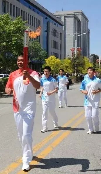 辽宁第十三届运动会火炬传递,辽宁省第十四届运动会火炬什么样