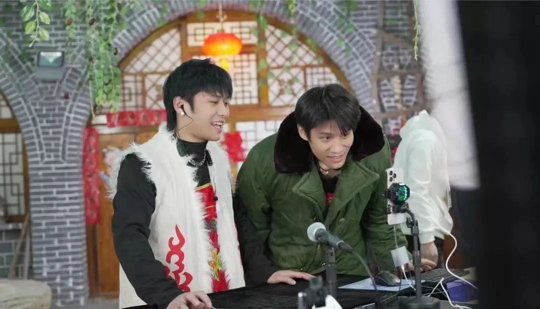 疯狂小杨哥7月入驻tiktok,海外抖音tiktok小杨哥