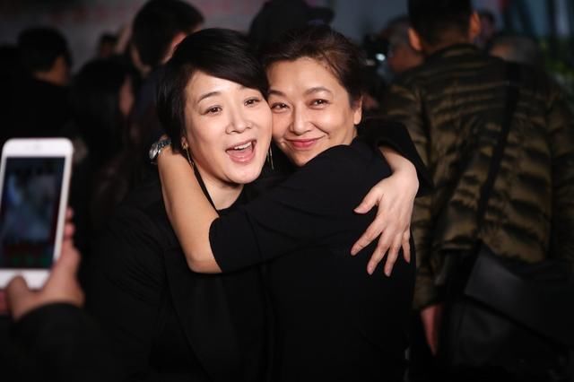 中年爱情自有风景！江珊离婚18年，接受田小洁的爱拐了几道弯