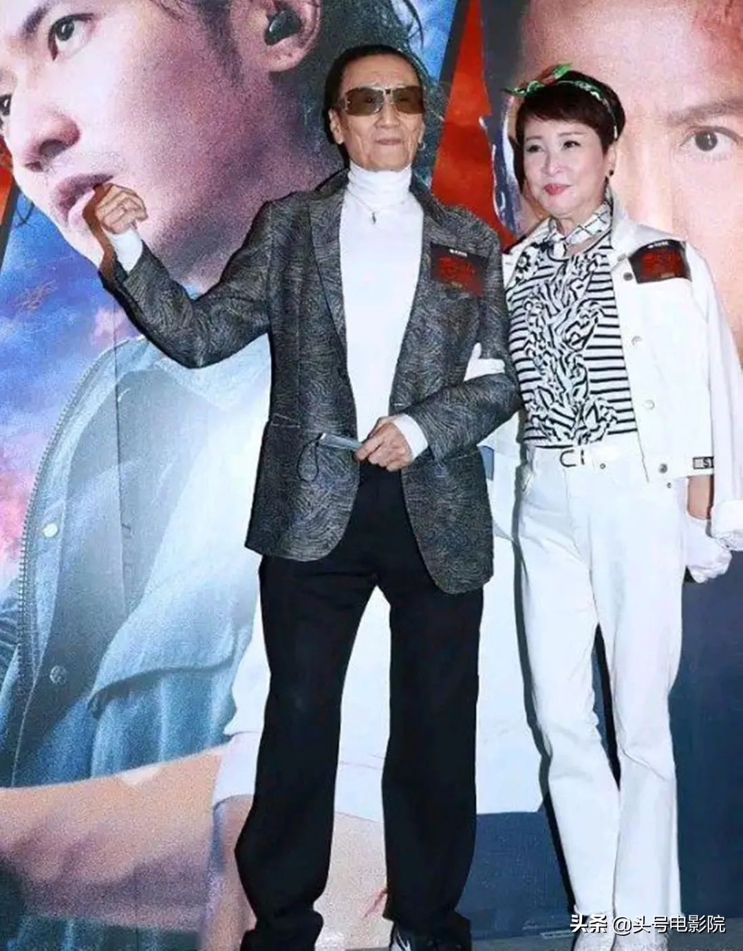 84岁谢贤与女友重燃爱火,谢贤84岁和初恋重温旧情