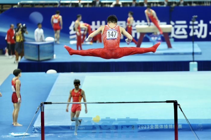 全国体操锦标赛北京队,奥运体操冠军参加比赛