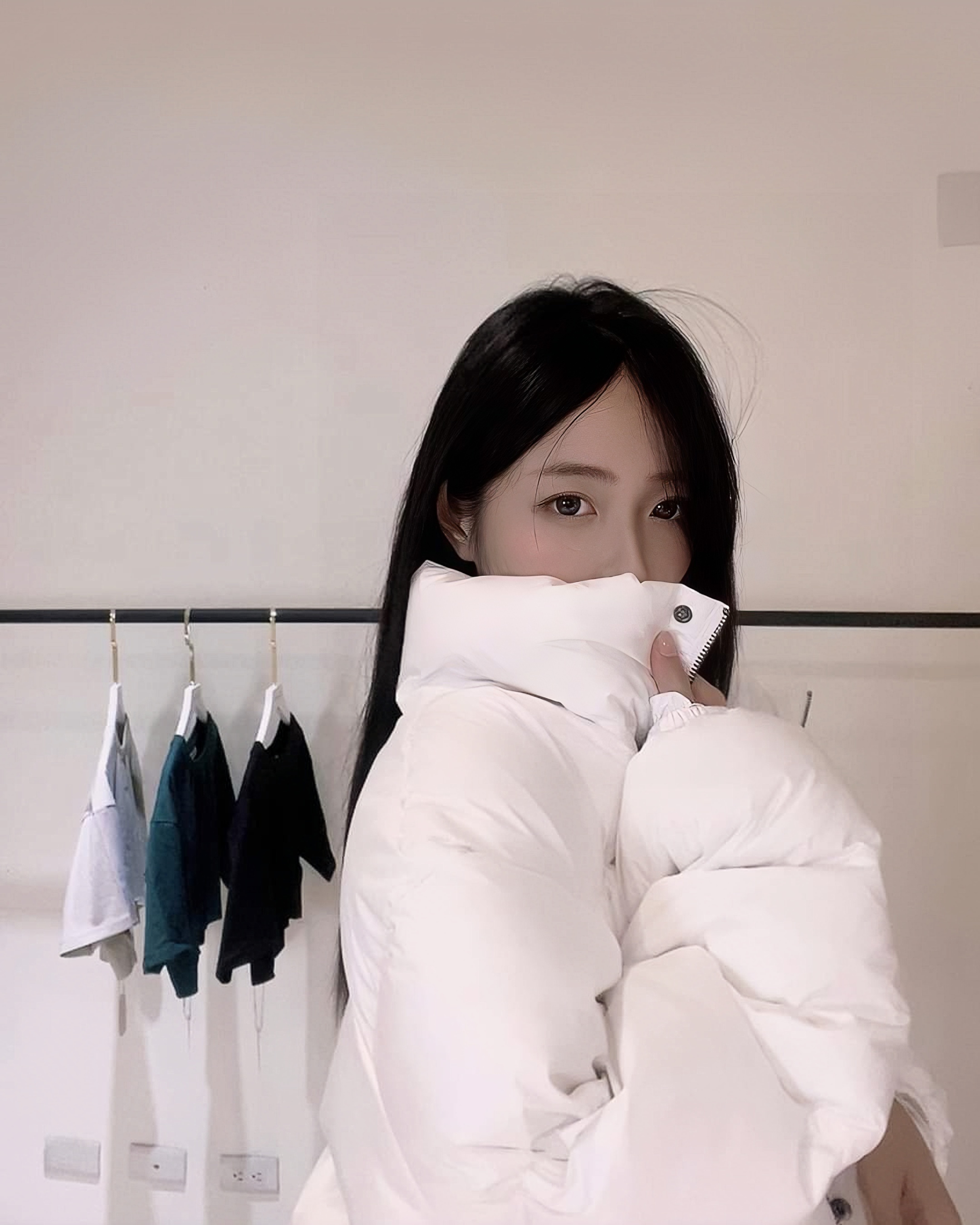 「音乐甜心许雅涵」跨行当模特  百搭羽绒服来一波~