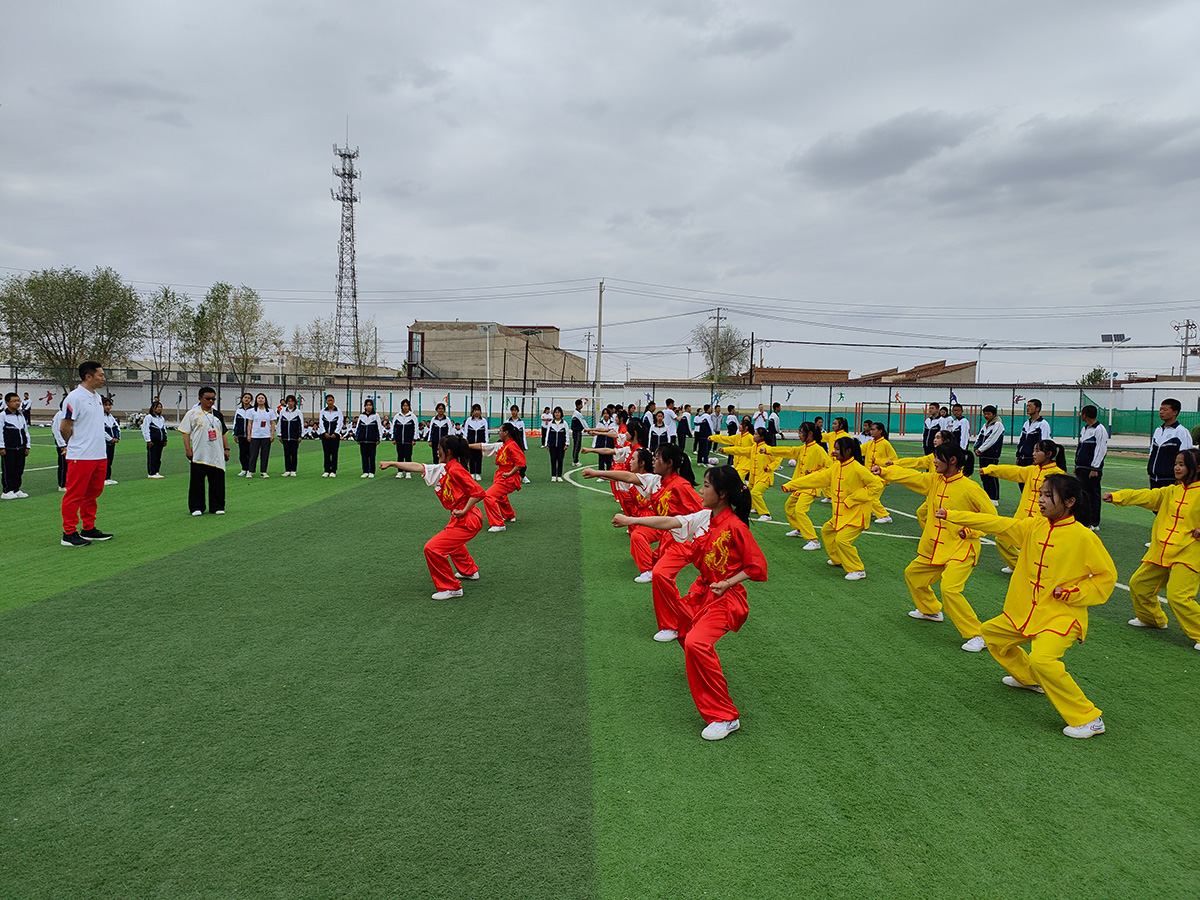 运动过“六一”健康相伴随