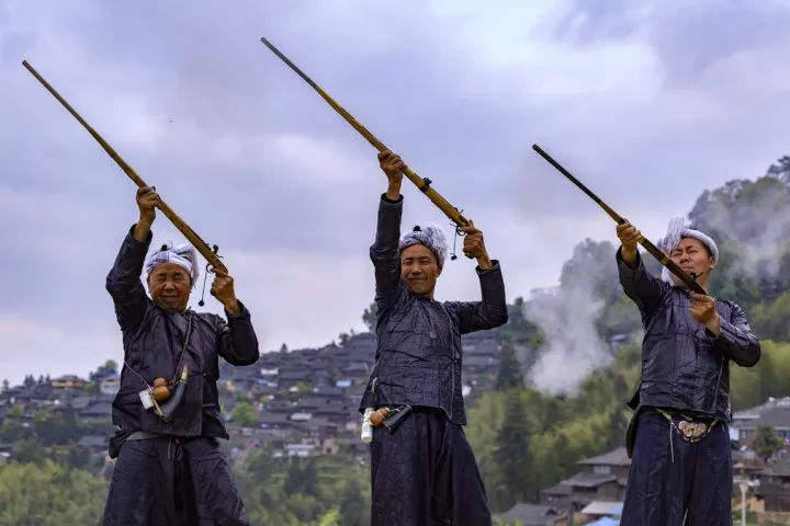 官方发声：让鞭炮声重新响起！必去的​14条春节长线，过个畅快新年