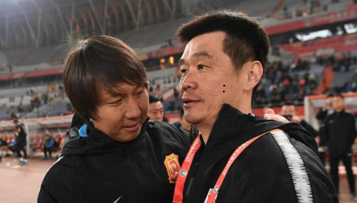 李霄鹏为什么离开泰山队,泰山队主教练李霄鹏去哪儿了