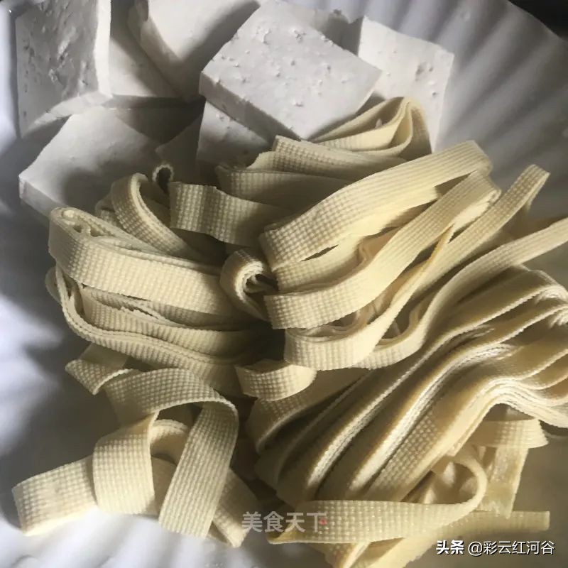 水煮肉片下饭神器视频,简单下饭的菜谱水煮肉片