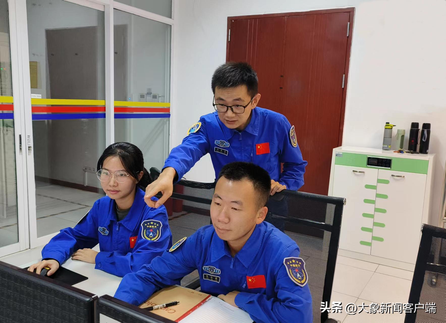 象·面孔丨天舟五号通信系统的“排头兵”:他们是发射场的“千里眼”和“顺风耳”