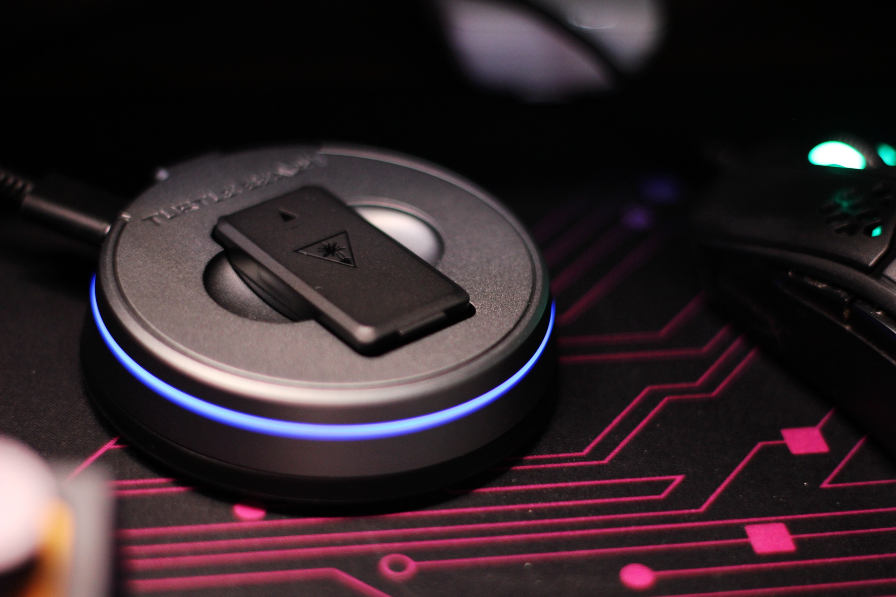 涔岄緹娴峰哺stealth鍒哄700浜屼唬,涔岄緹娴峰哺pro鑰虫満娴嬭瘎