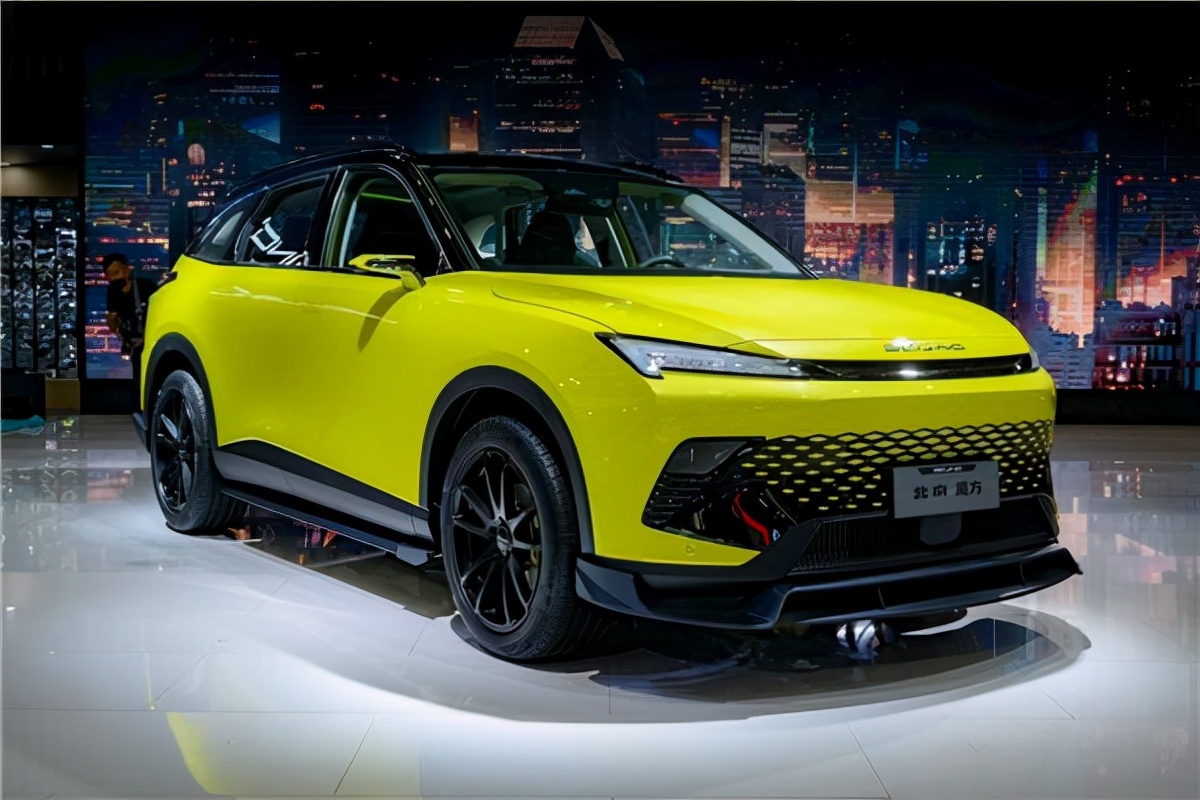 家用车燃油车哪款最省油,汽油发动机1.5t与2.0哪个动力强