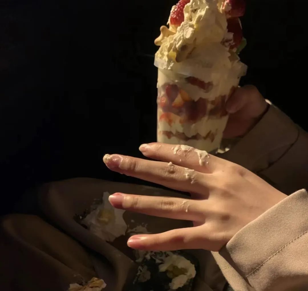 草莓塔翻车新闻,草莓塔事件是啥