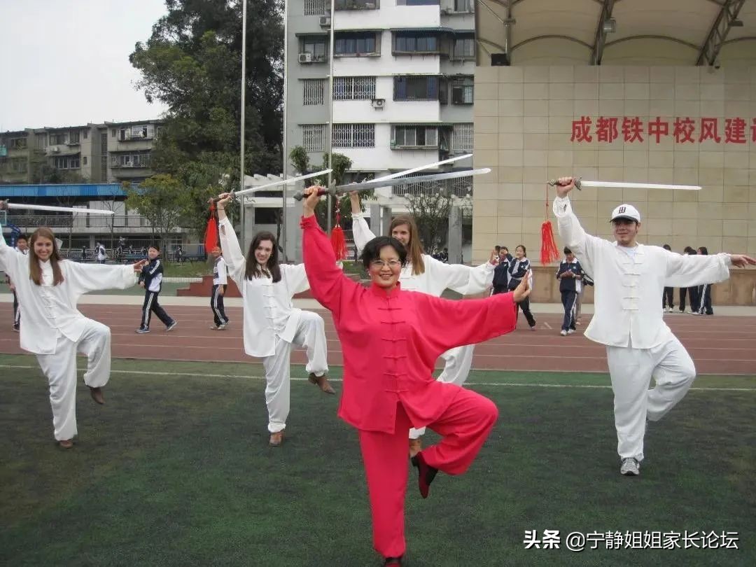 小升初择校家长你们焦虑吗,成都小升初家长最关心的问题