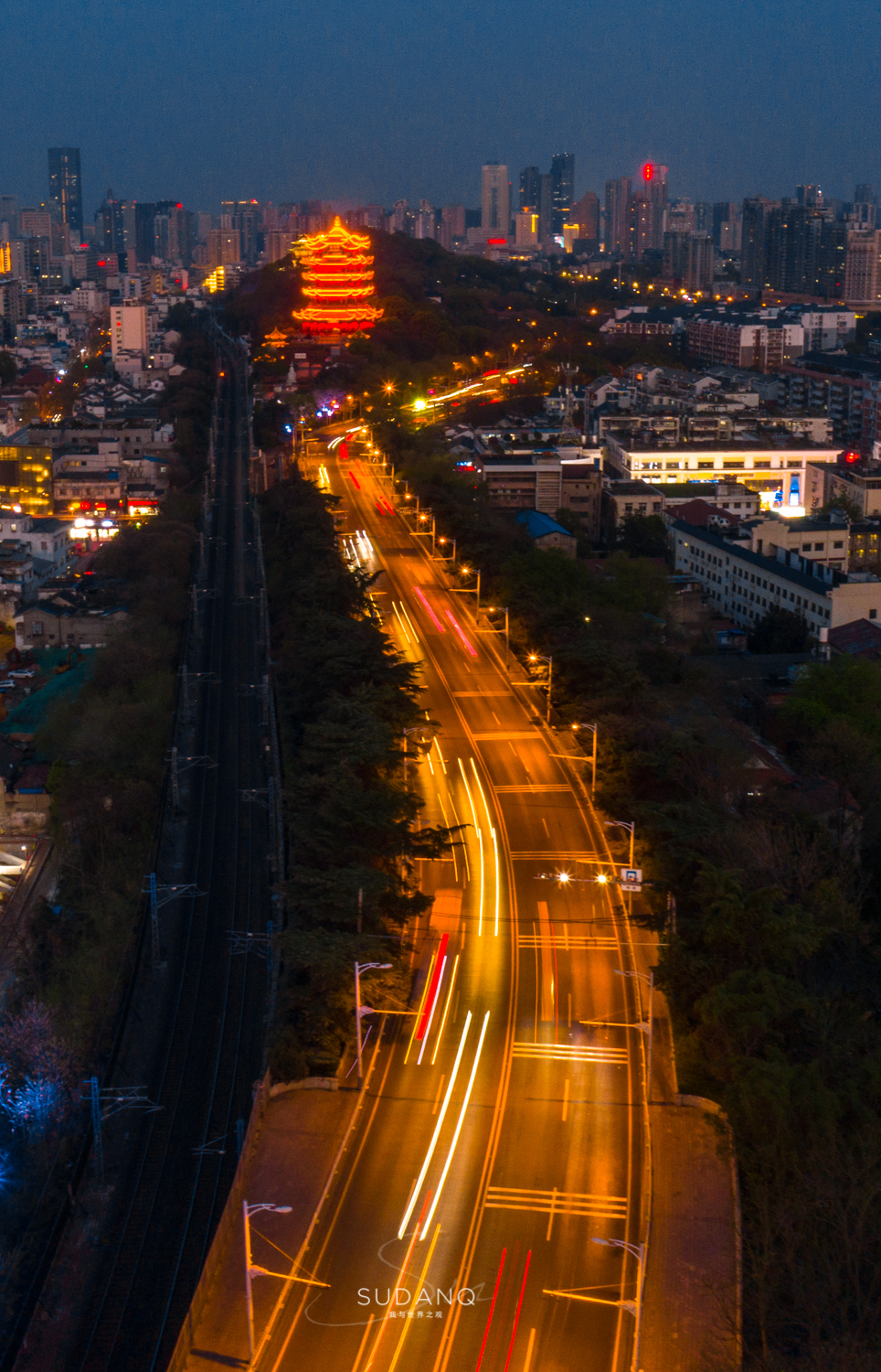 武汉建桥实力世界第一,武汉第一座长江大桥始建于哪一年