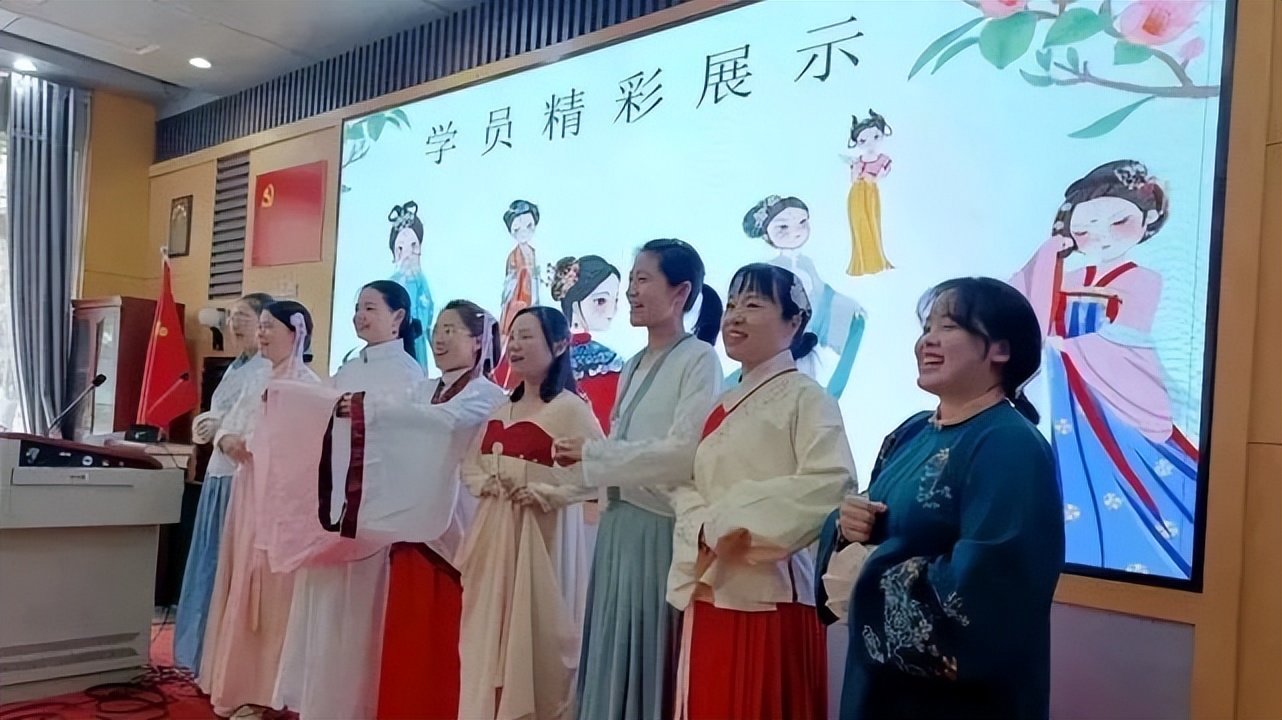 长潭两地融城历史教研活动扎实开展