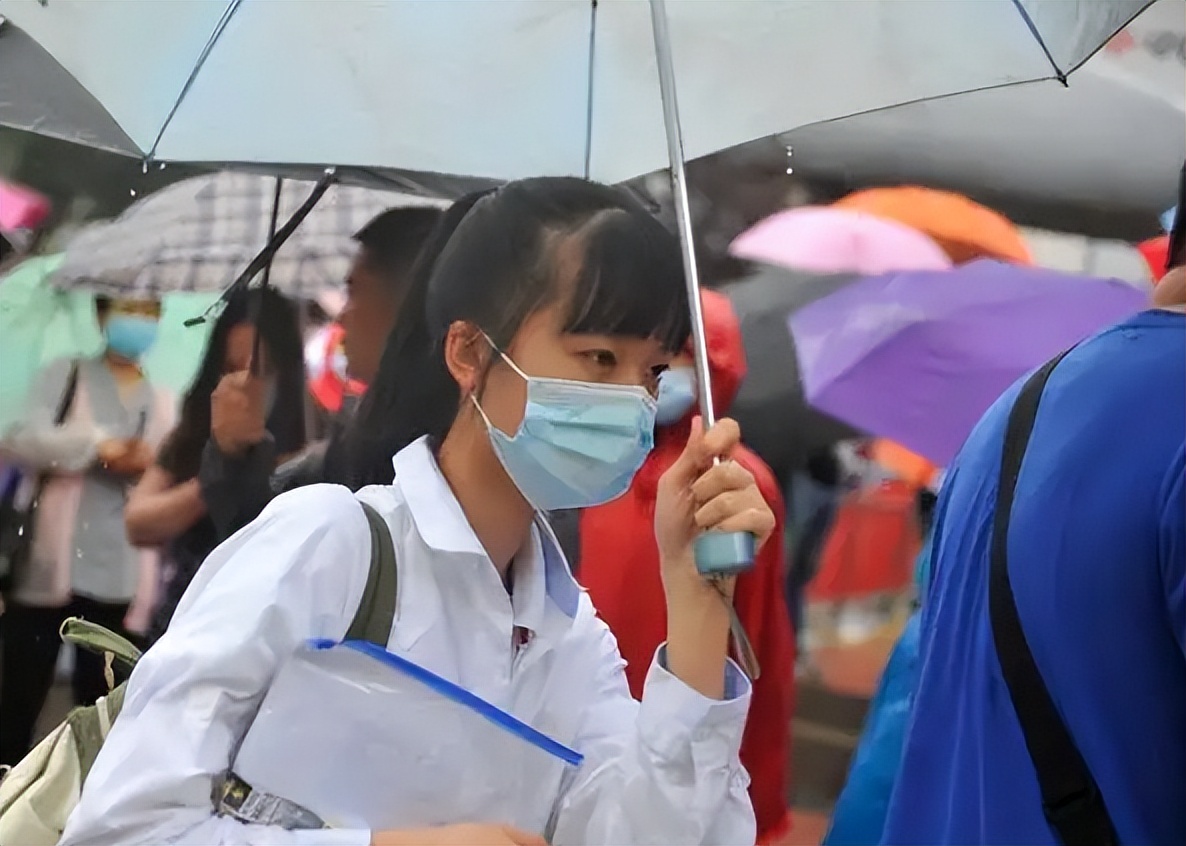 2022广东中考数学卷,2022广东中考数学卷全部