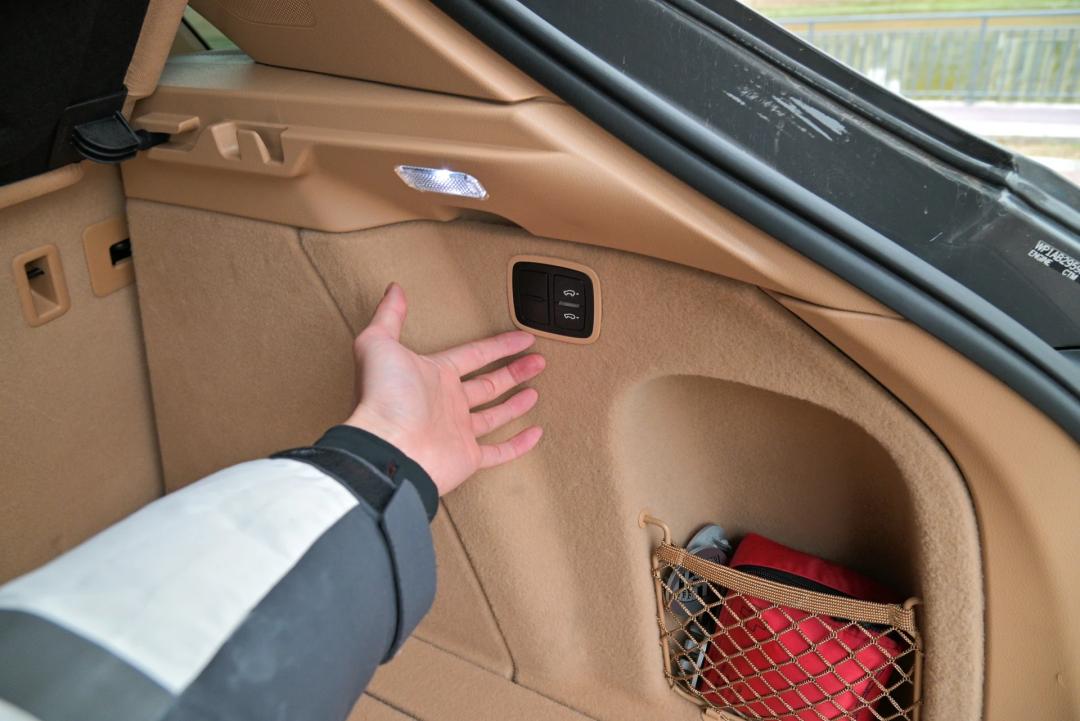 macans保时捷2023款顶配,macans保时捷新款