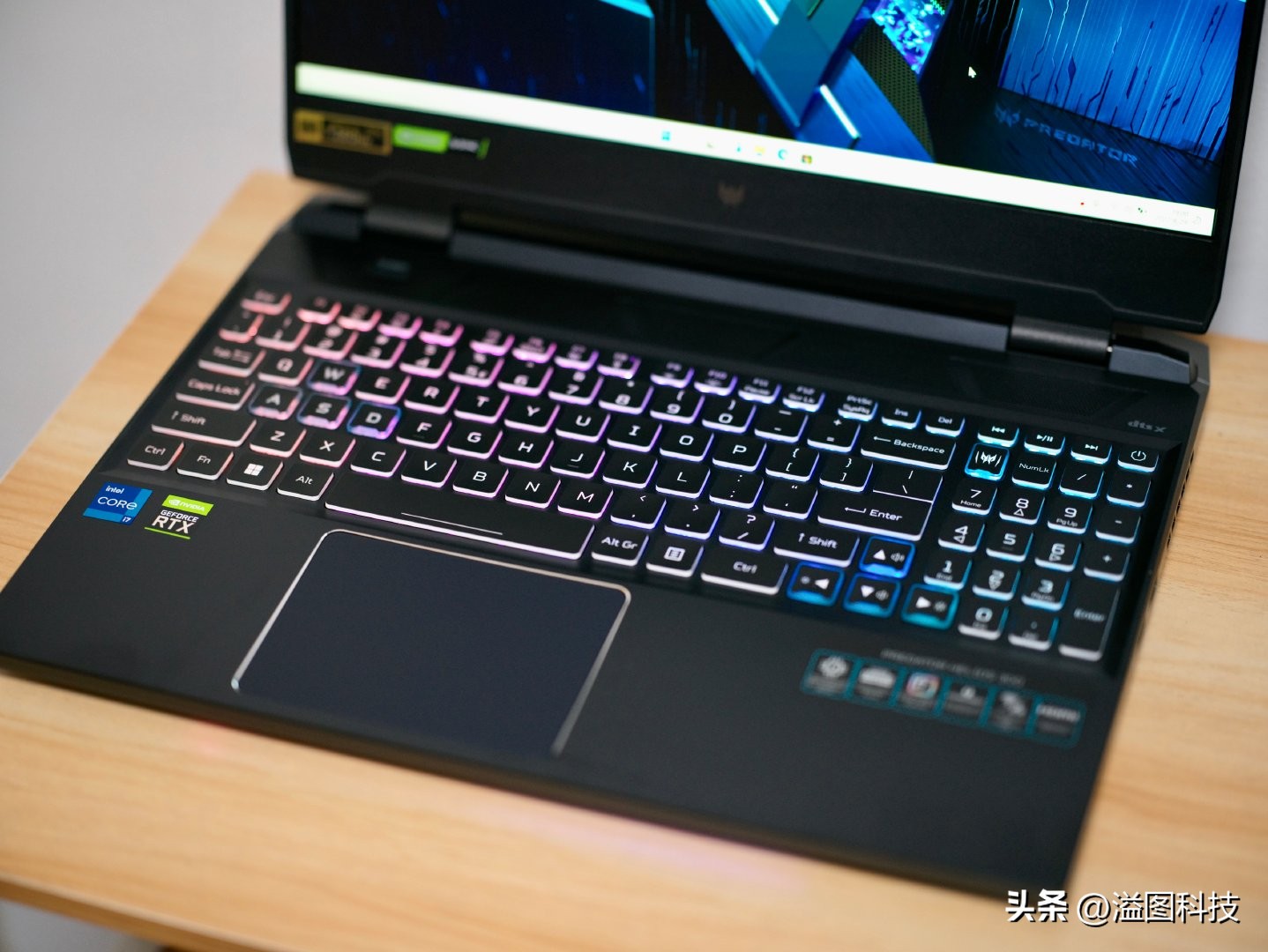 持续进化的游戏,宏碁掠夺者战斧300和拯救者r9000p