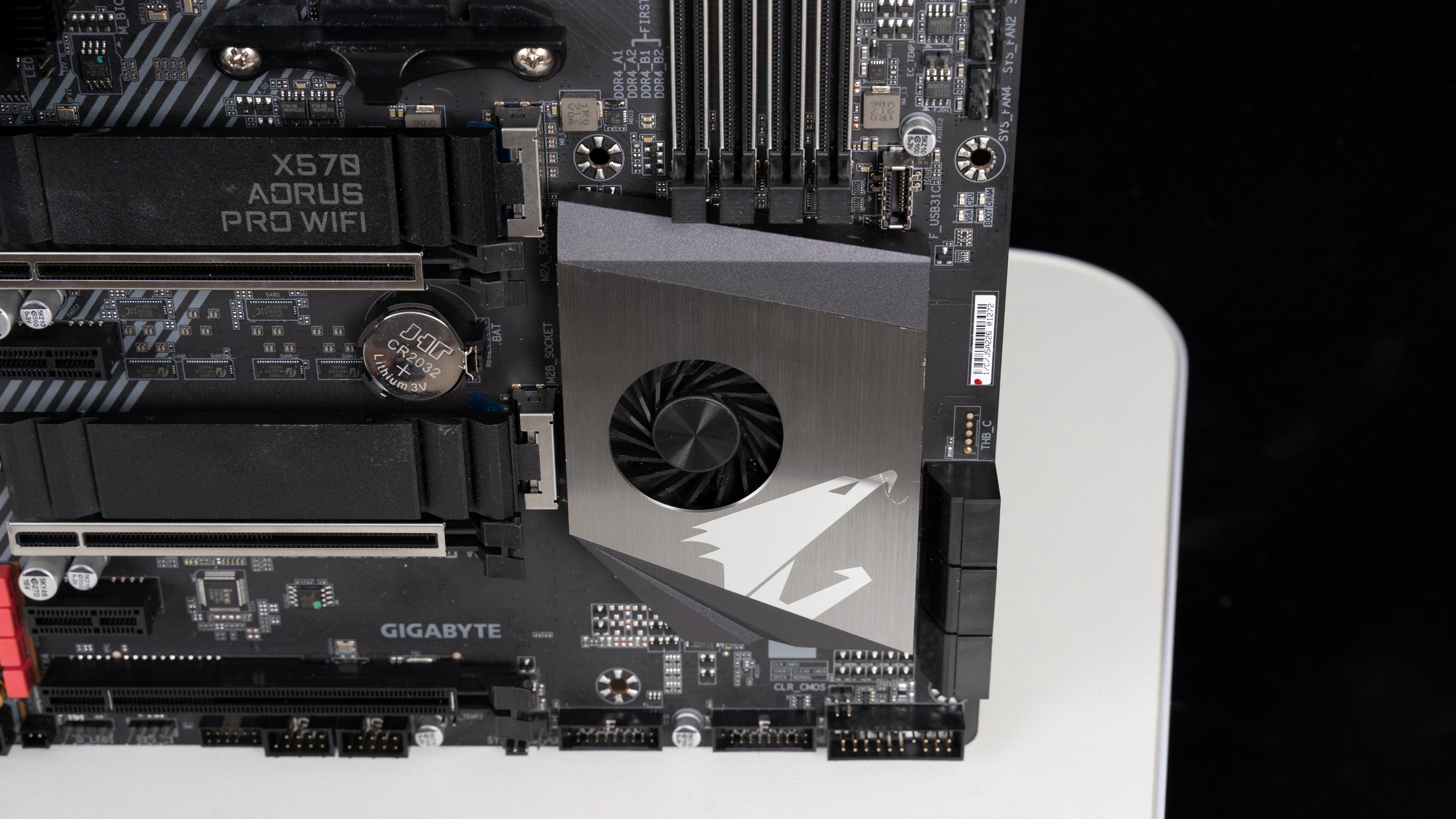 5700x与5800x哪个值得购买,5700xt和rx6600哪个更值得入手