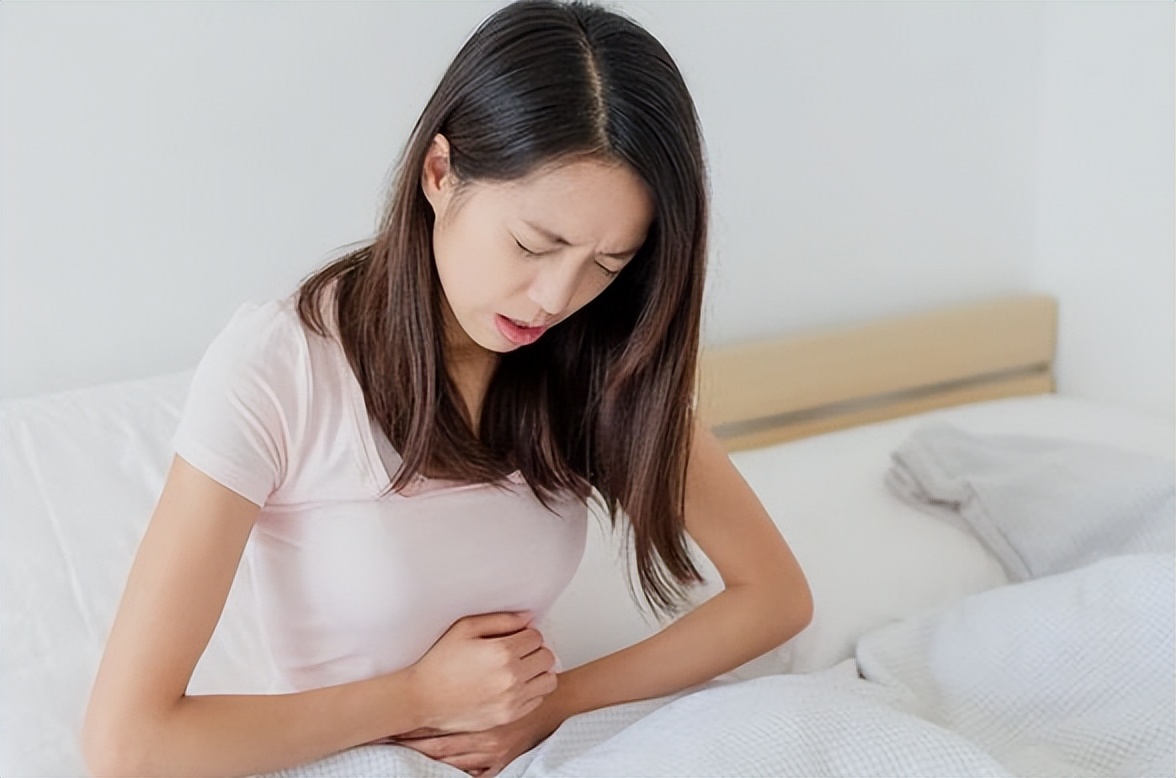 为何有些女性一直没来月经？关于闭经，与这几种因素有关！