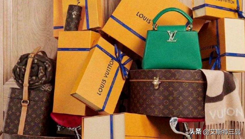 正品优衣库斜挎小包女,优衣库专柜正品清仓帆布包