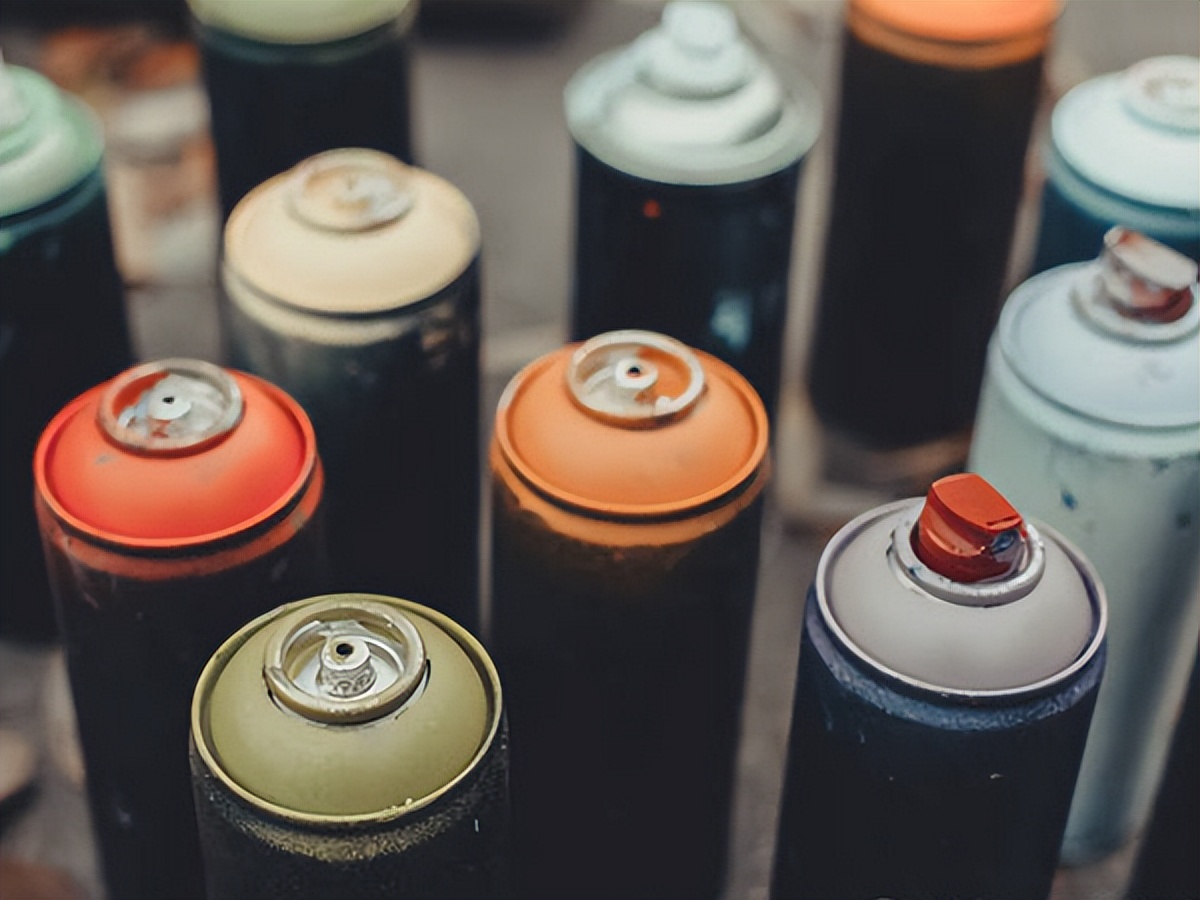 汽车掉漆可以用自喷漆修复吗,汽车油漆修复自喷漆