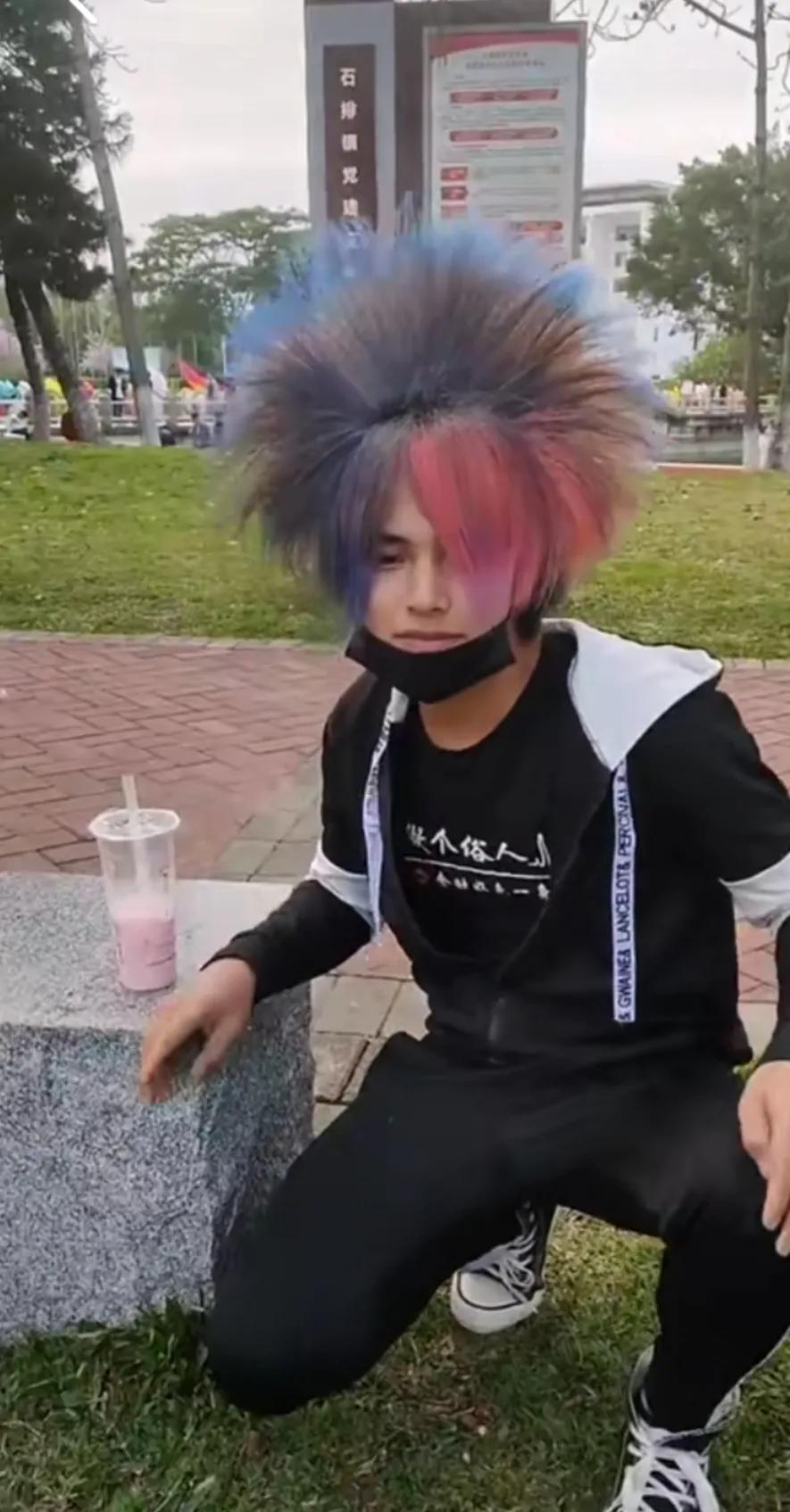 2022年的杀马特,2022年的杀马特和2009年的杀马特