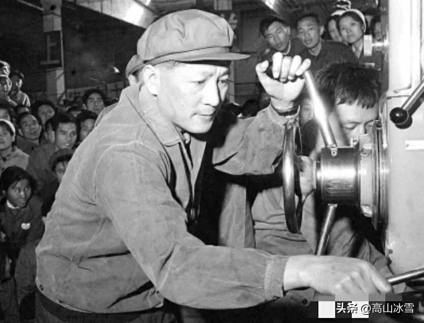 他曾担任3个直辖市市委书记，曾为周总理做过椅子，官至副国级