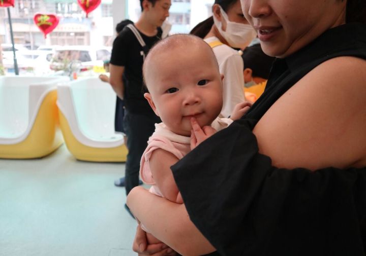 儿童洗澡游泳馆加盟,婴儿游泳馆怎么加盟好